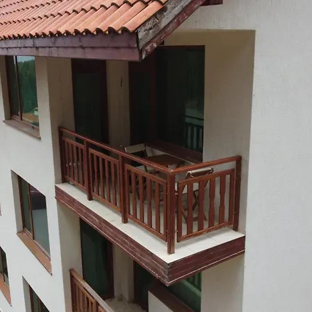 아파트 In Forest Glade *