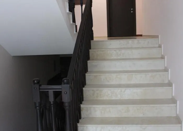 아파트 In Forest Glade