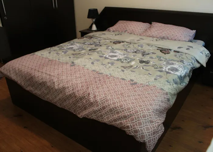 아파트 In Forest Glade *